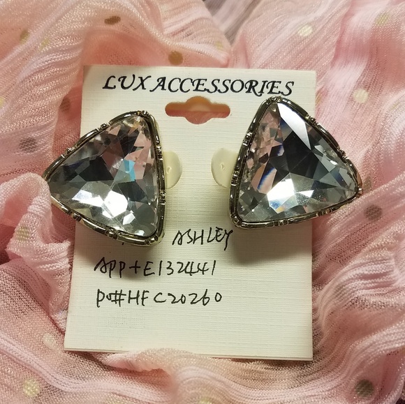 Earrings - clip on - Picture 1 of 3